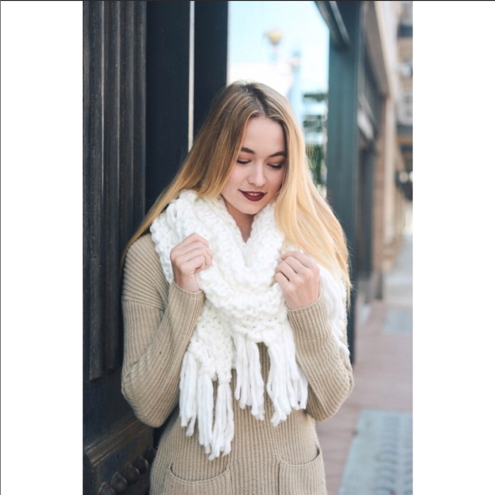 Ivory Fringe Scarves - Picture 2 of 5